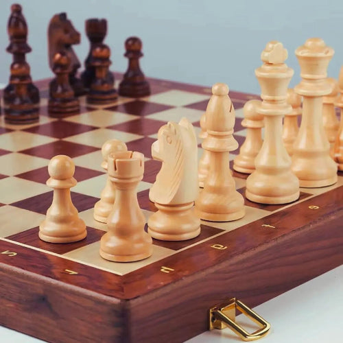 Classic Traditional Wooden Chess Set